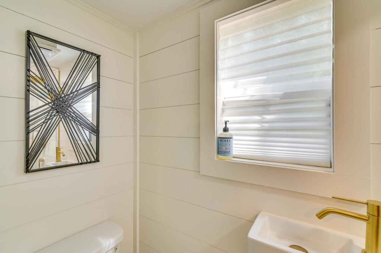 Contemporary Starkville Tiny Cabin 3 Mi To Msu! المظهر الخارجي الصورة